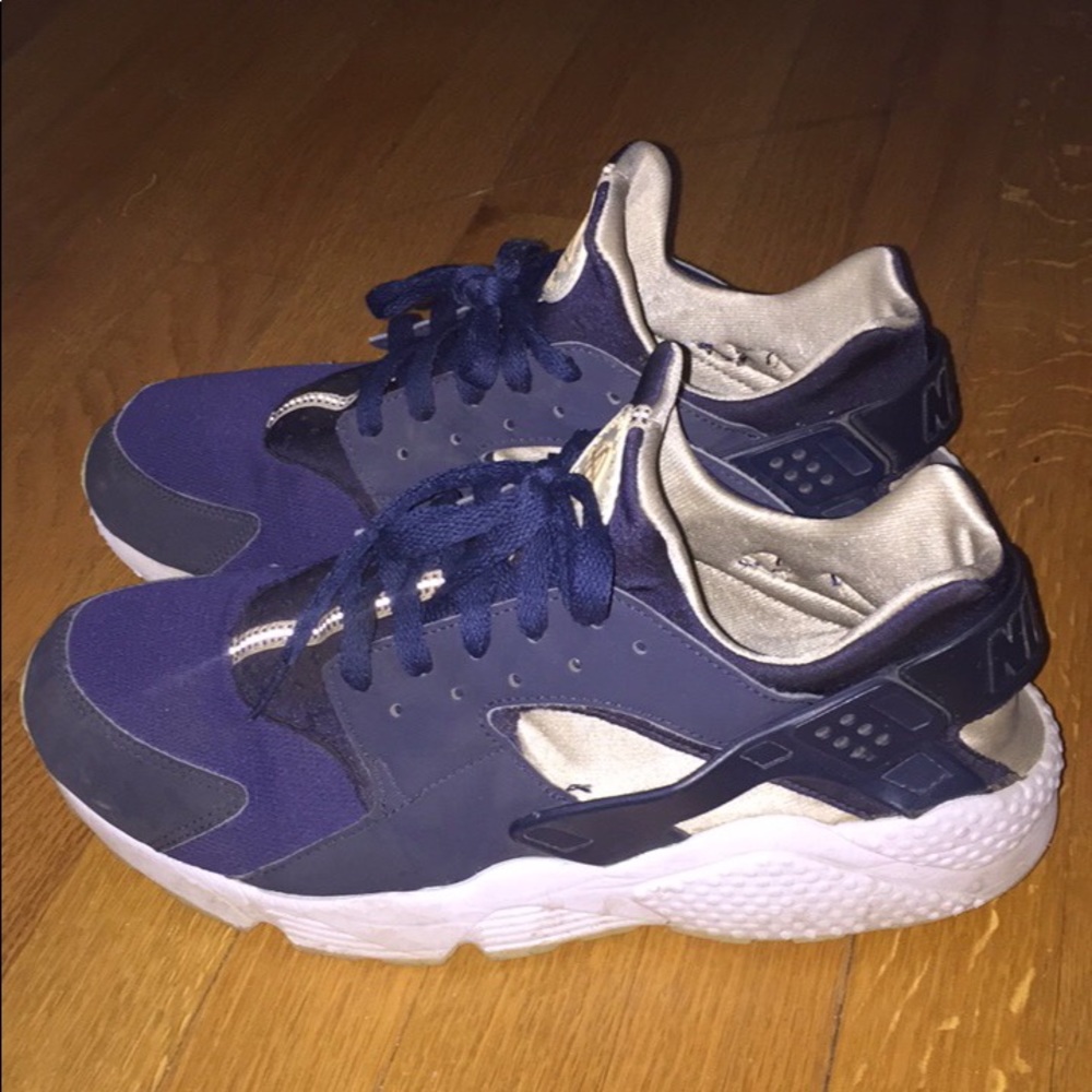 Nike huaraches